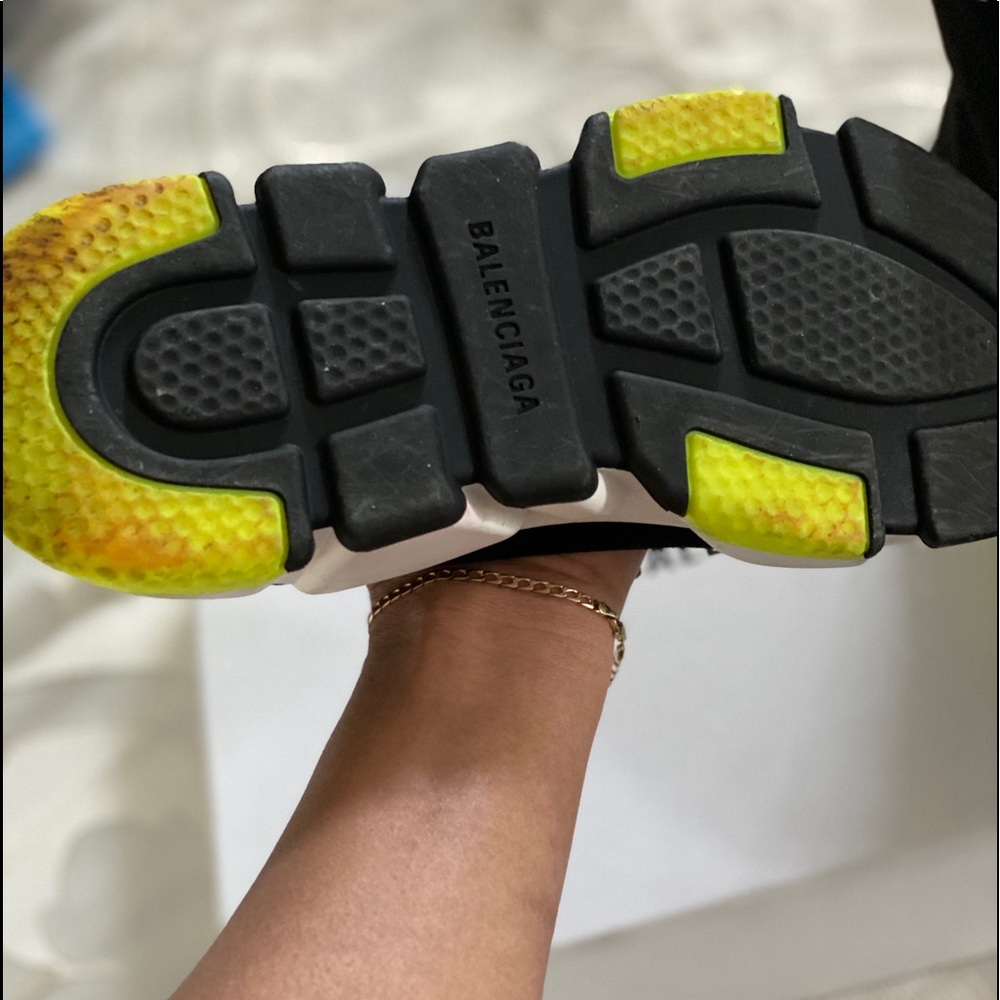 Balenciaga Speed Stretch-Knit High Top Sneakers - Picture 3 of 3